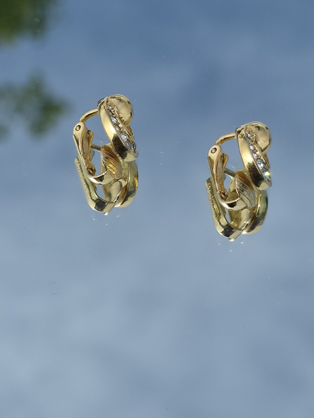 Authentic Vintage Christian Dior Gold Tone Rhinestone Clip-On Earrings - Picture 7 of 14